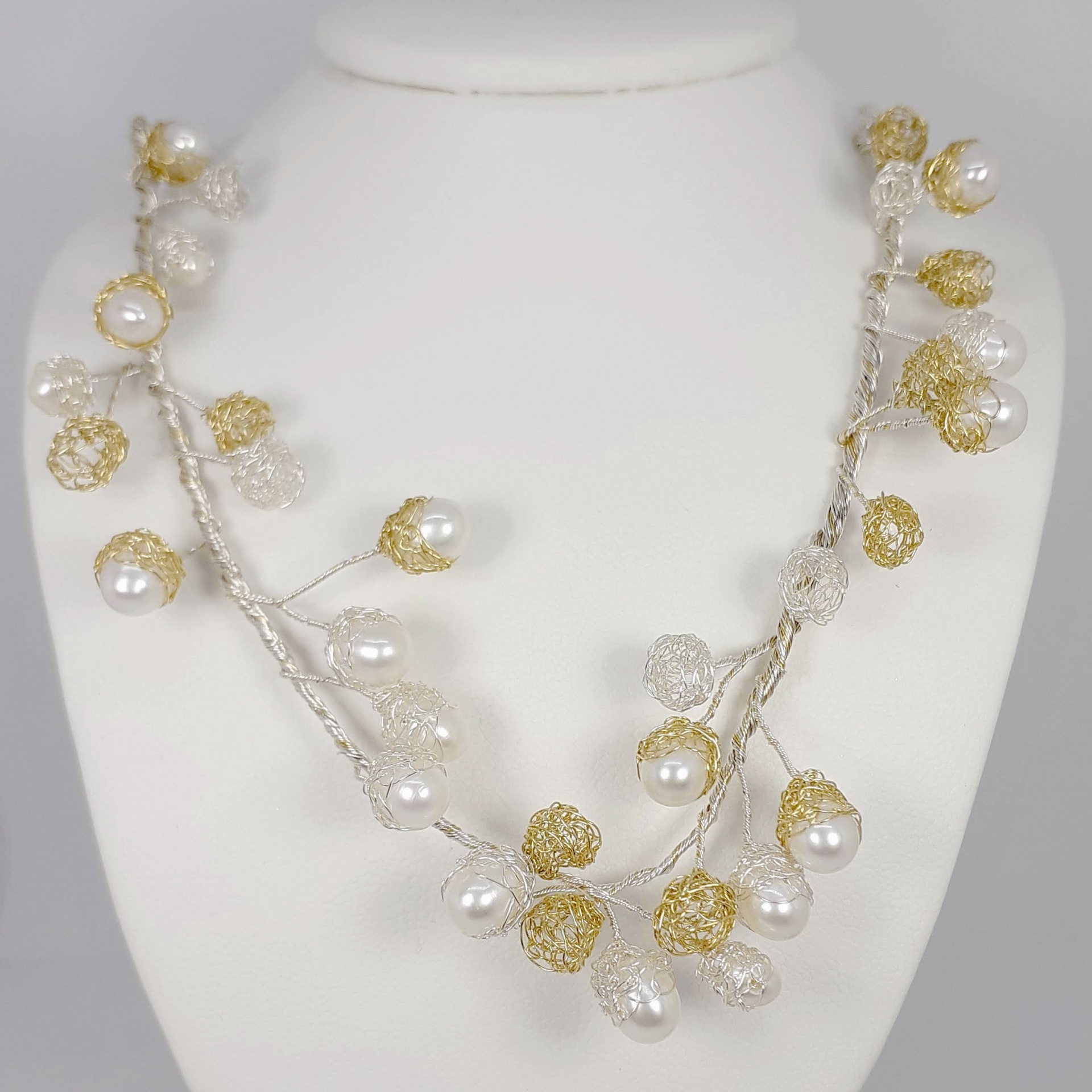 Baya Pearl Vine & Chain Necklace