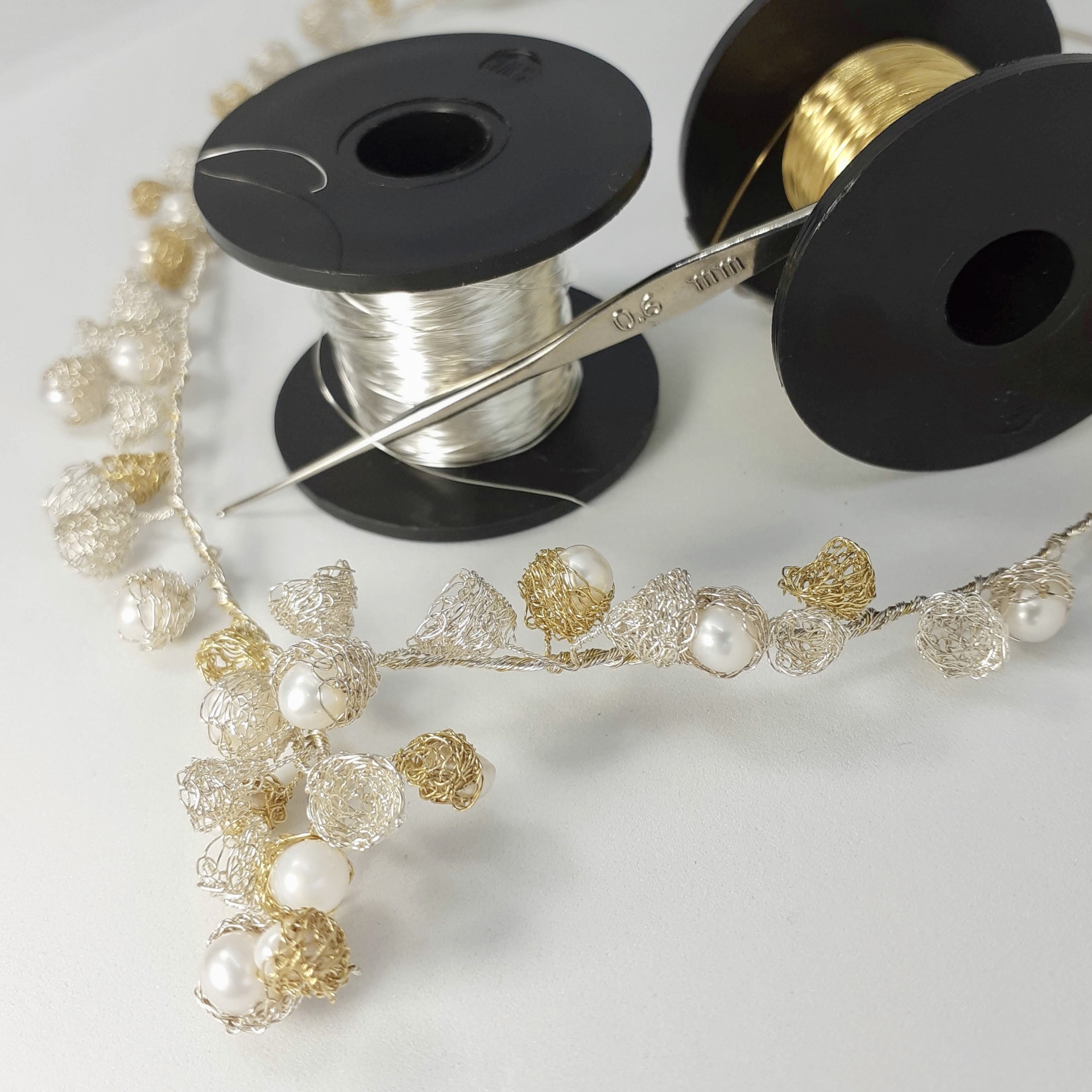Baya Pearl Vine & Chain Necklace